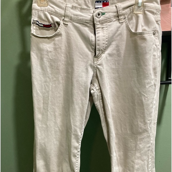 Tommy Hilfinger khaki jeans  : these are a size 5 khaki jean’s fantastic shape - Picture 2 of 10